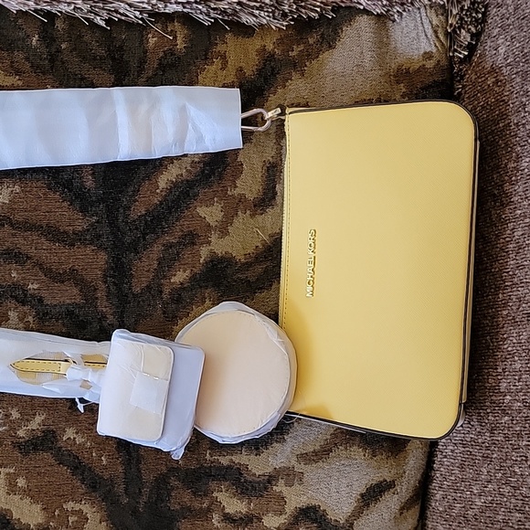 NWT MICHAEL KORS CROSSBODY - Picture 11 of 13